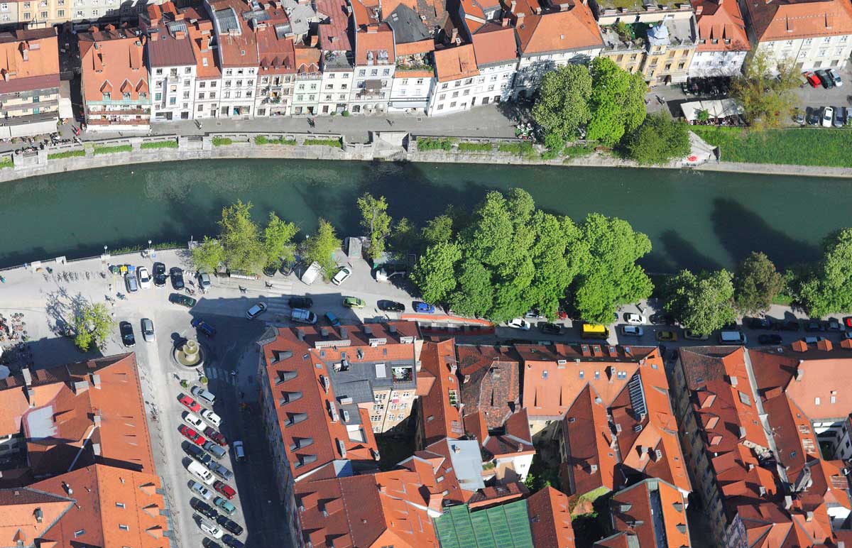 Mesto ni zgrajeno, mesto je dogovorjeno